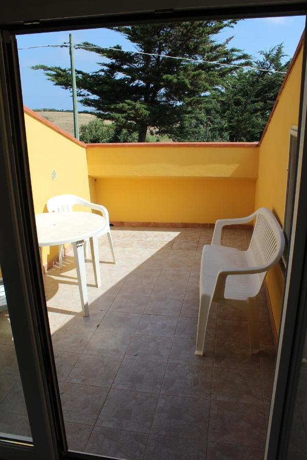 La Mansarda Acomodação com café da manhã Biancareddu Exterior foto